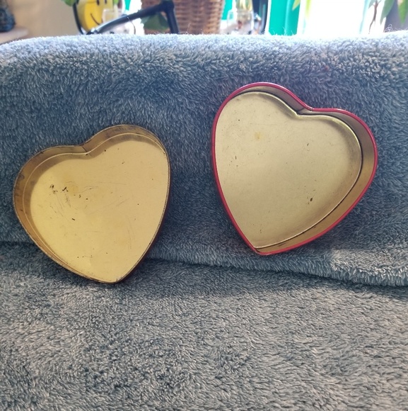 Heart shaped elvis Presley valentine tin - Picture 3 of 4